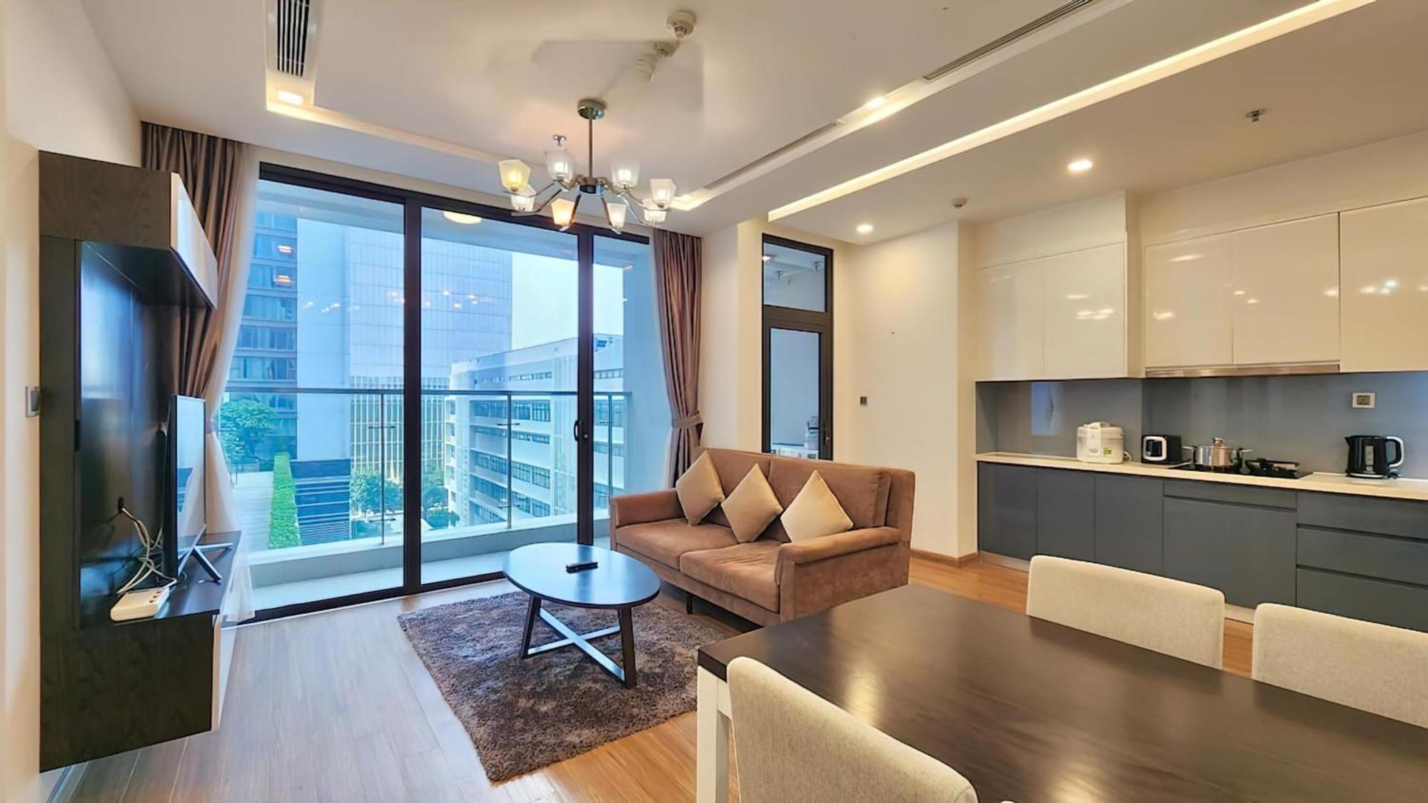 Vinhomes Metropolis By Emily In Town *